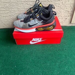 Nike Gray and Black Sneakers with Yellow Detail
